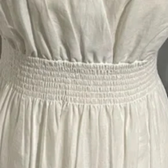 White Dress with Black Floral Design. Very flattering on everyone - Picture 6 of 6